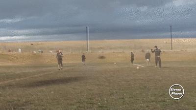 足球循环传接球练习,足球专业传接球练习