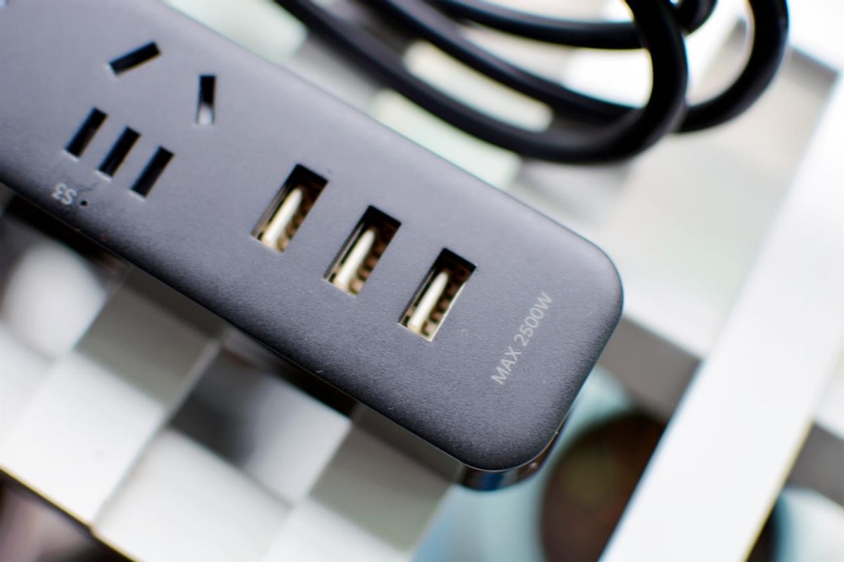 向日葵远程开机插座拆解,向日葵智能插线板设备分享