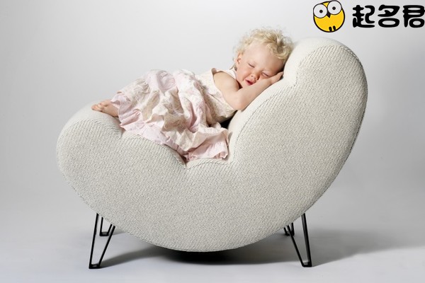 女孩起名简单好听的名字两个字 (起名字大全女孩名洋气两个字)