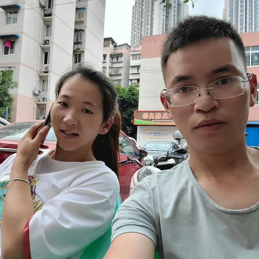 新手摆摊创业熟知这9点少走弯路,当代大学生创业成功的小众案例