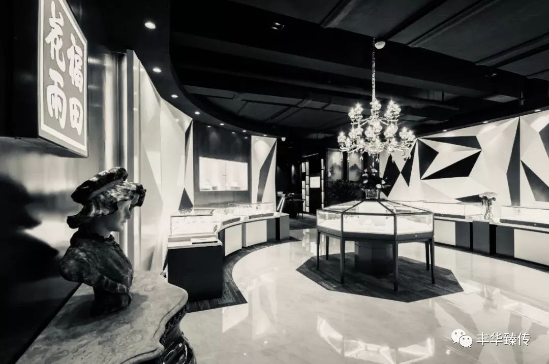 秋雨发梢，梦幻情怀，戴着你的水晶珠链，请跟我来！