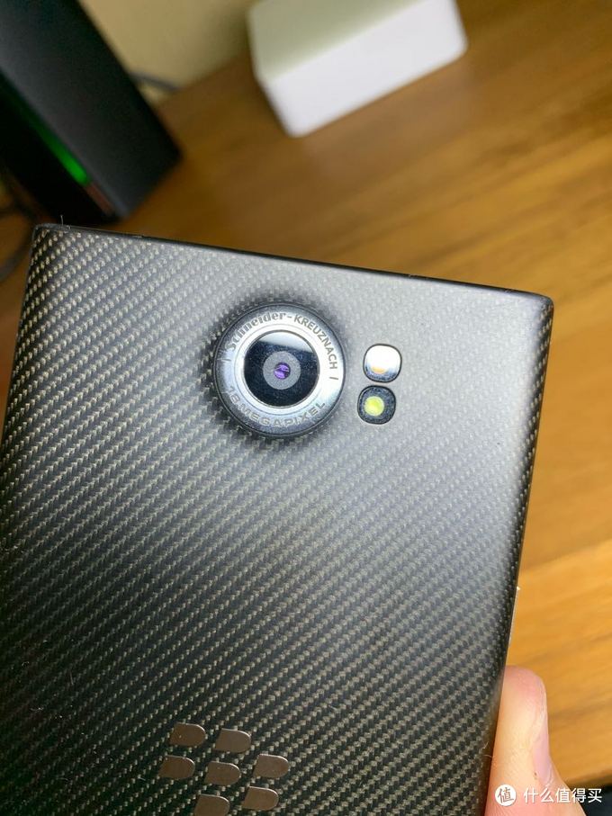 全键盘滑盖手机,黑莓键盘全面屏