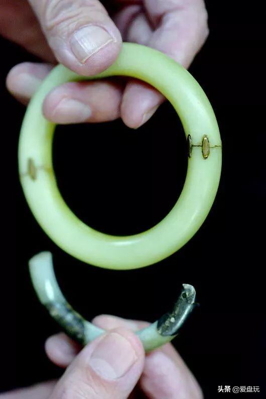 手串裂了碎了一点点有补救方法吗,手串裂缝修复