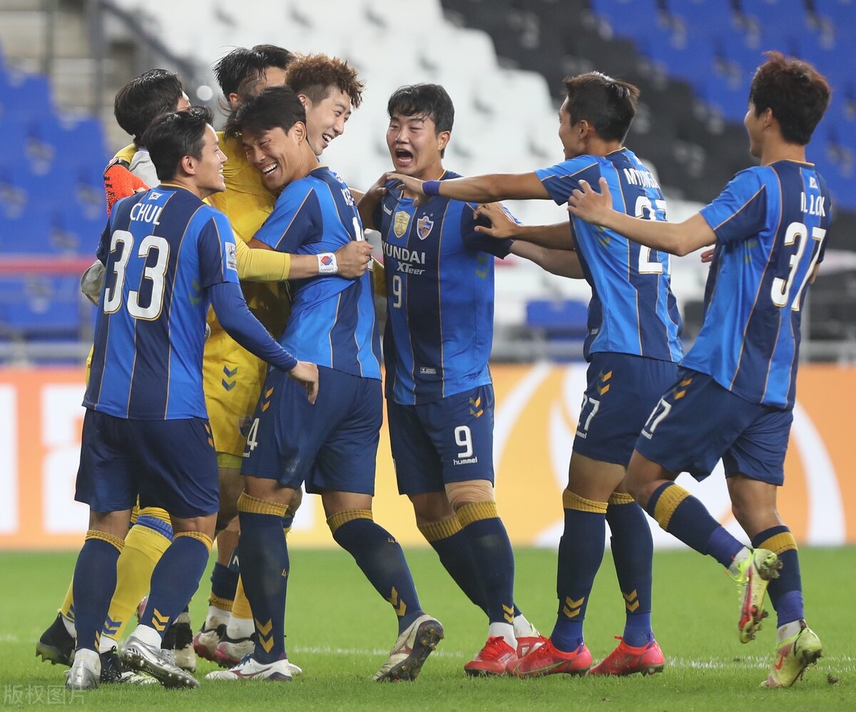 世界著名足球队队徽和标志,世界知名足球队logo