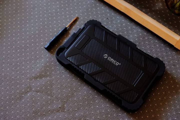 人生初体验之orico25寸三防硬盘盒,orico硬盘盒优缺点