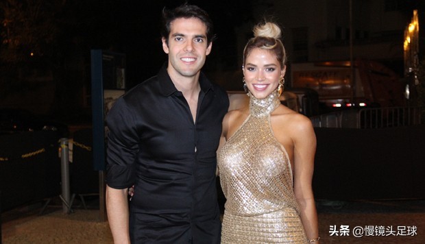 卡卡金球奖和c罗合影,卡卡获得金球奖