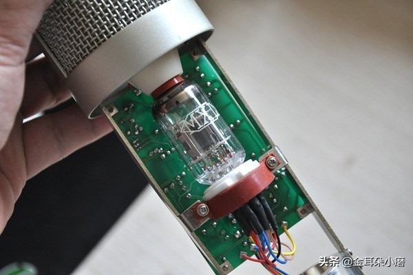 直播高端麦克风和声卡推荐,主播唱歌入门麦克风推荐