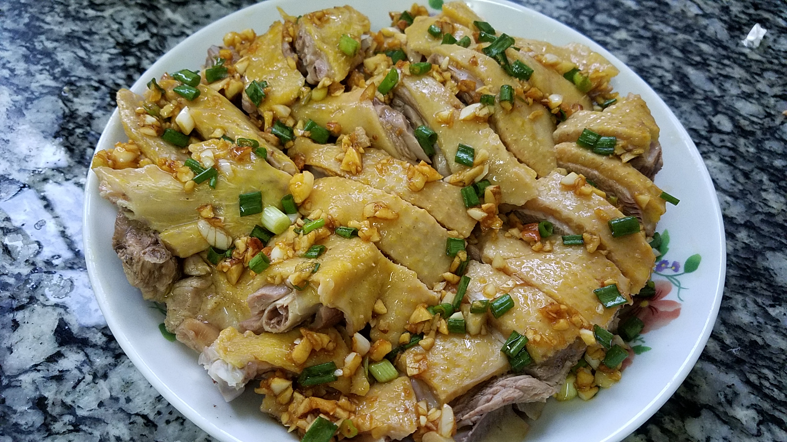 鸭肉别直接炖，教你一个广东做法，营养美味又好吃，味道很棒