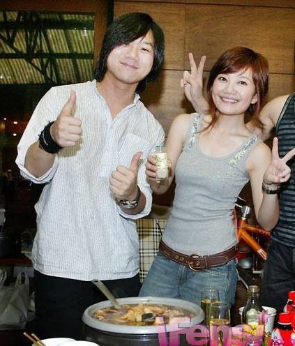 老公劈腿梁静茹离婚最新进展，9年婚姻疑是*局骗**？