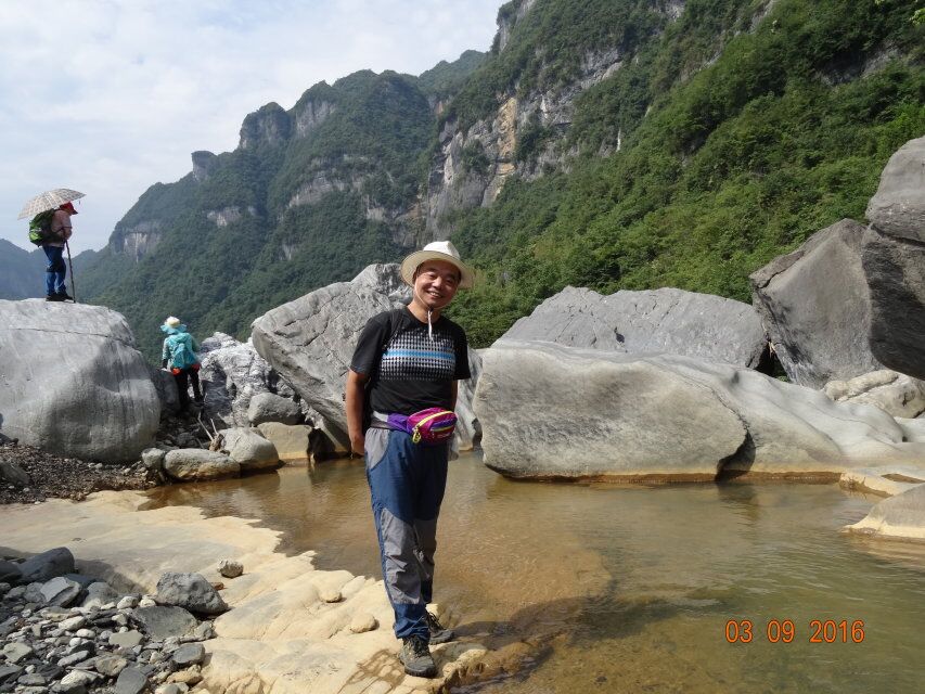 西漂湾瀑布群,建始西漂湾瀑布群