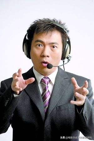 黄健翔经典解说他不是一个人,他不是一个人在战斗黄健翔语录