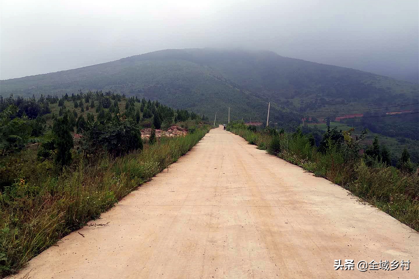 卢氏大山的风景,三门峡市卢氏县官道口石大山