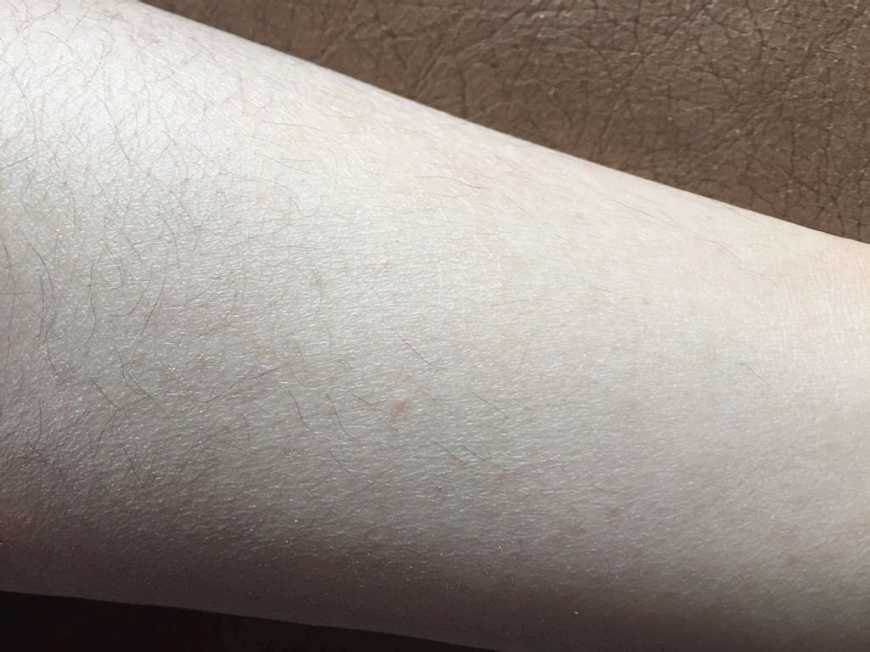 何穗代言美白身体乳,何穗红石榴身体乳