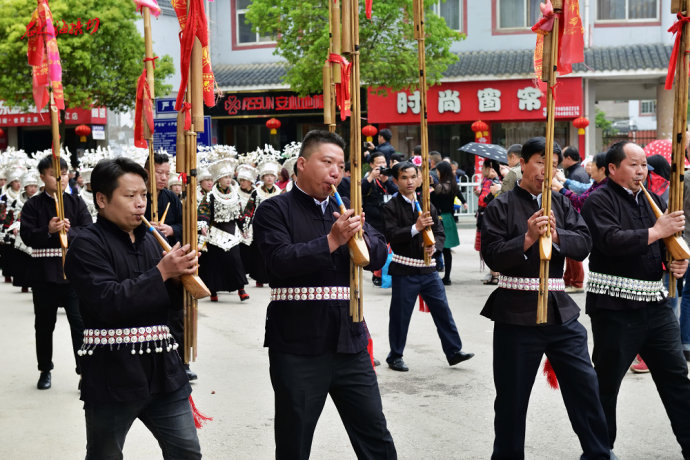台江苗族姊妹节巡游,台江苗族姊妹节苗族服装