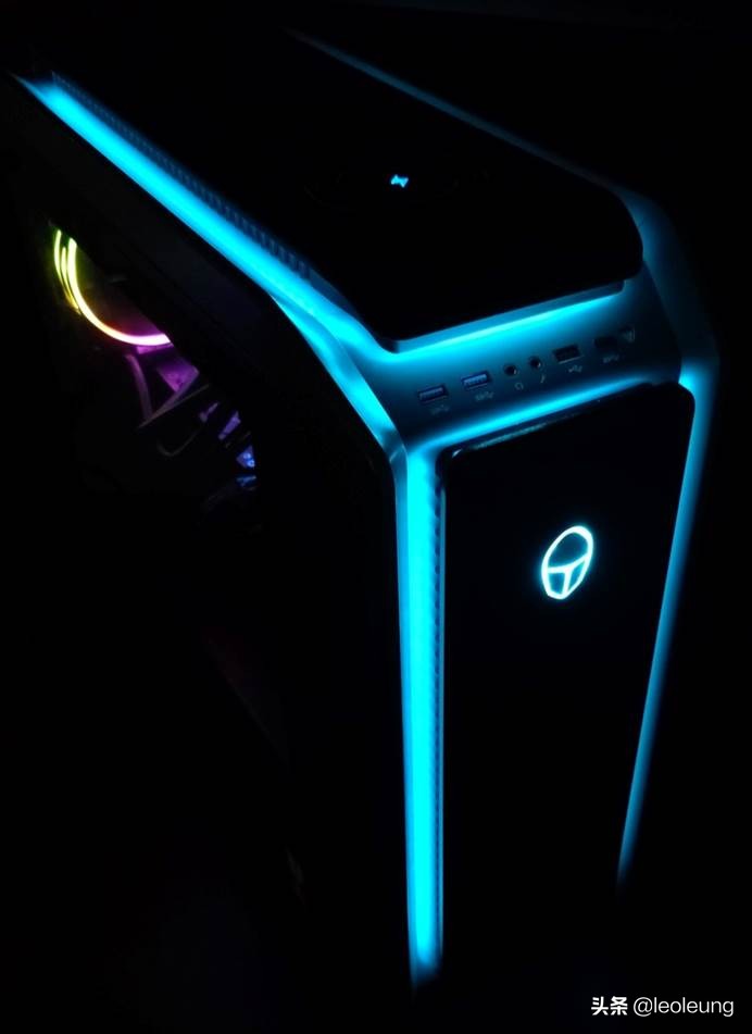 雷神黑武士主机评测,雷神主机黑武士光剑