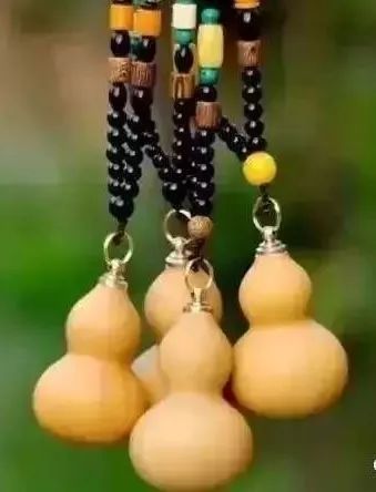 文玩葫芦龙头生虫怎么办,文玩葫芦如何避免损坏龙头