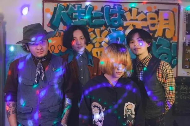 这个默默无闻的小群体，正推动国内独立音乐文化发展