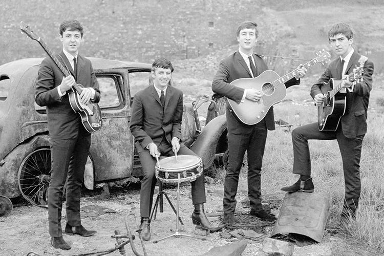 切尔西高筒靴男生,偷穿女朋友的鞋子