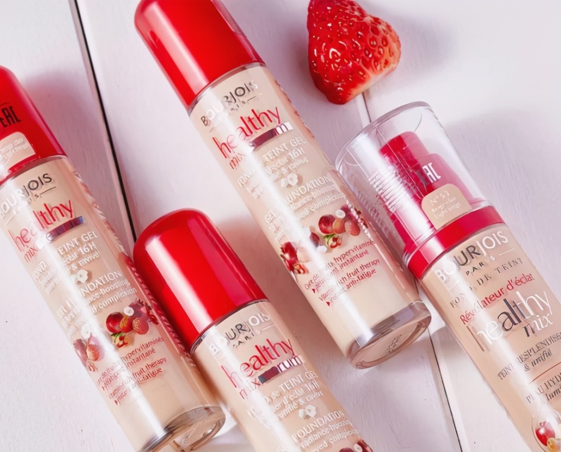 适合夏天用的粉底液推荐,夏天适合用什么粉底液比较好