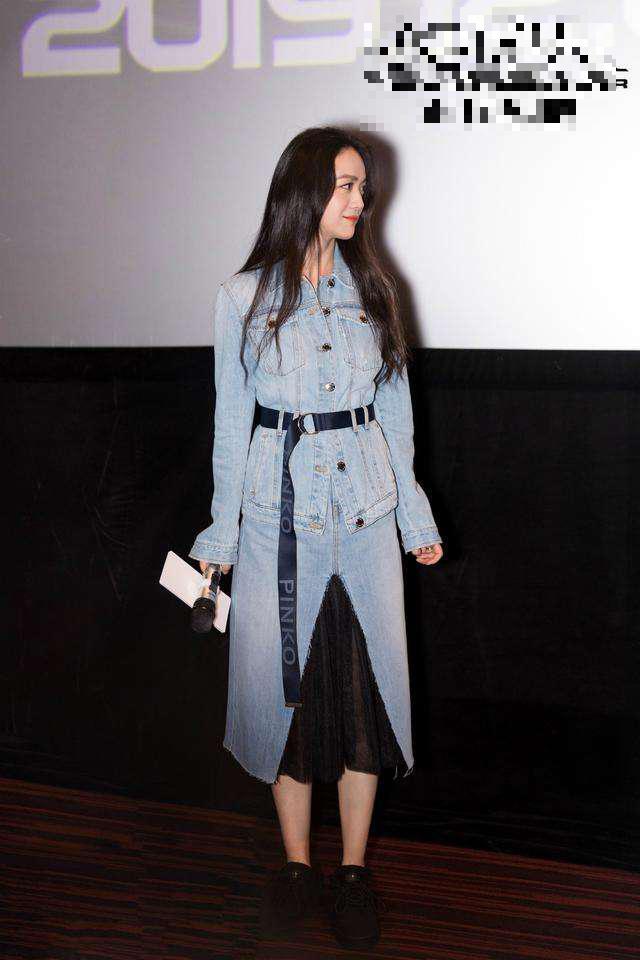 汤唯秀身材,汤唯现身大秀身材