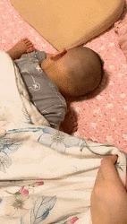 搞笑动图gif微信表情包2019,搞笑动图笑得肚子痛