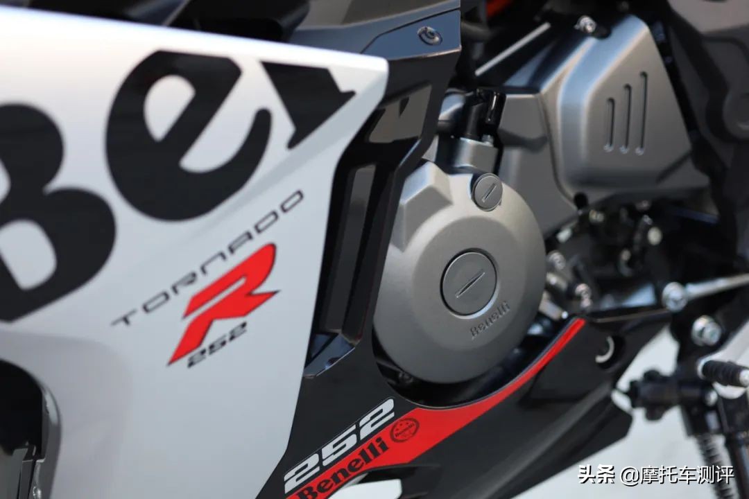 贝纳利龙卷风tornado252r极速,贝纳利龙卷风tornado252r评价