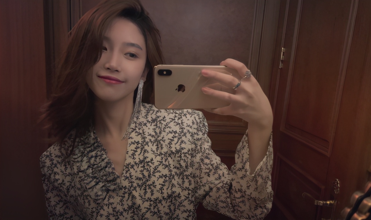 半藏森林原来还是位资深玩家？因吃鸡账号被盗，线下“苦练射击”