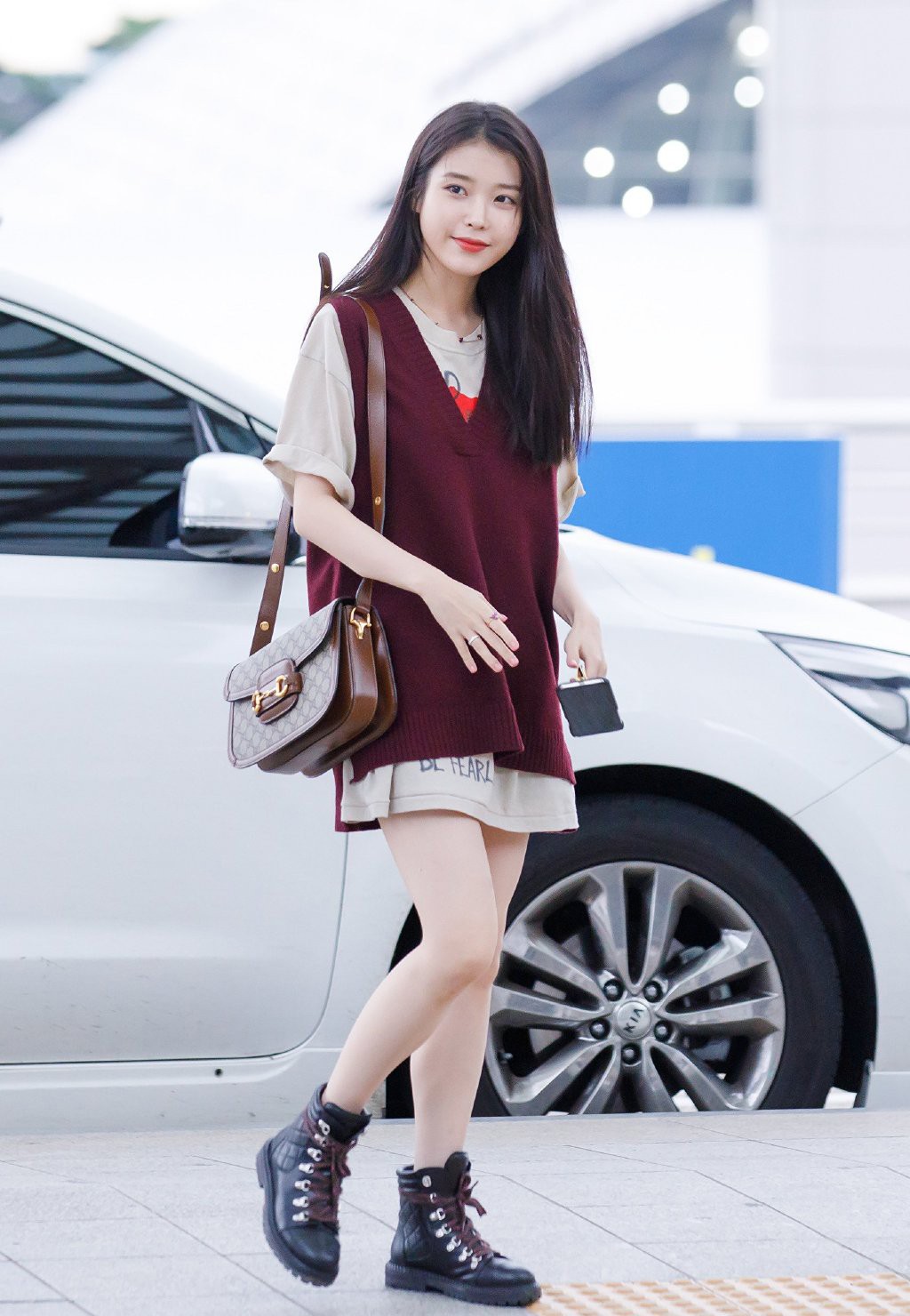 被誉为韩国国民妹妹,被韩国网友称为国民妹妹