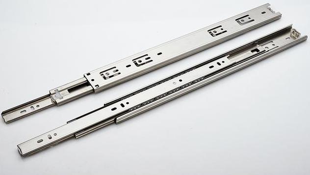 橱柜铰链保养,橱柜合页如何防锈