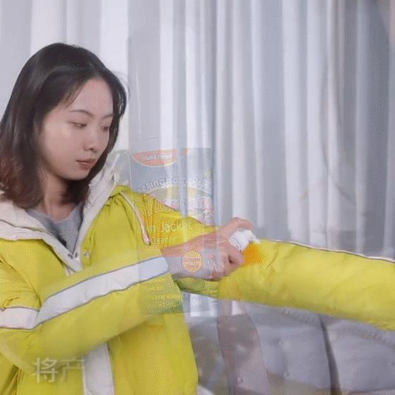 羽绒服脏了直接用毛巾擦可以吗,白色羽绒服特别脏干洗店能搞定吗