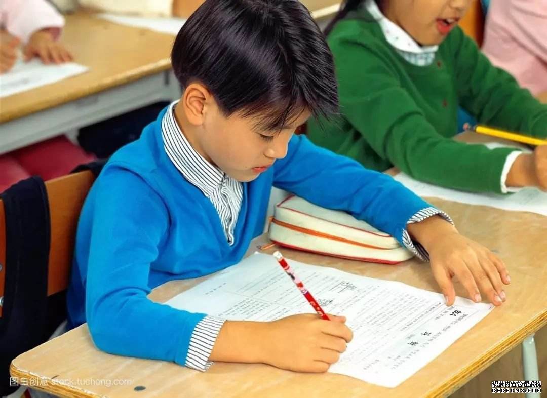 我中专学历、工薪阶层，但望子成龙：看完此文让我冬天出了一身汗