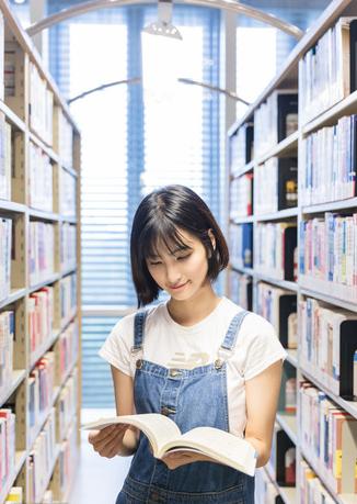 男生如何打造自己朋友圈吸引女性,男生发什么样的朋友圈吸引女生