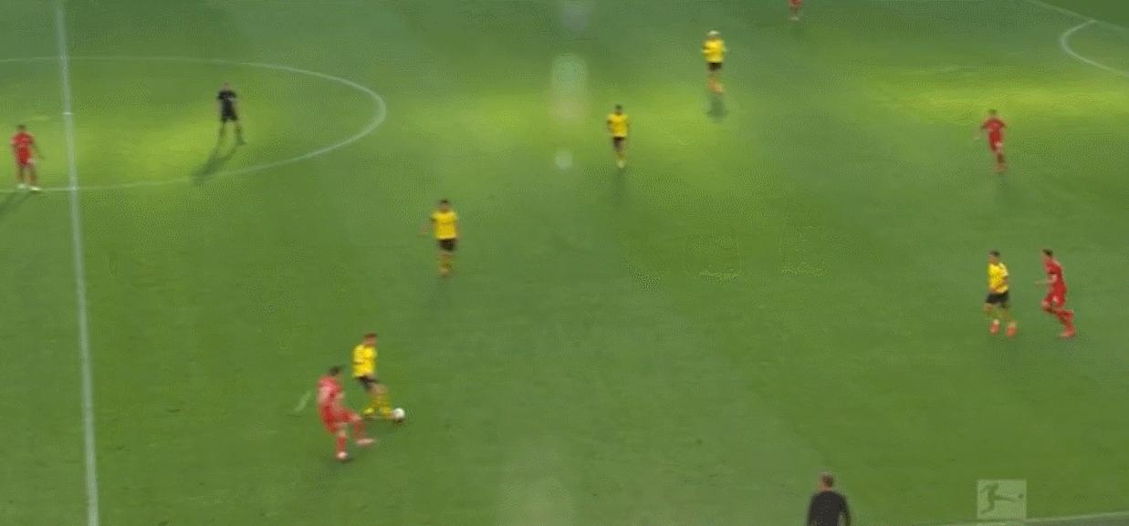 拜仁慕尼黑历史最佳阵容4231,足球目前拜仁的4231阵型解析