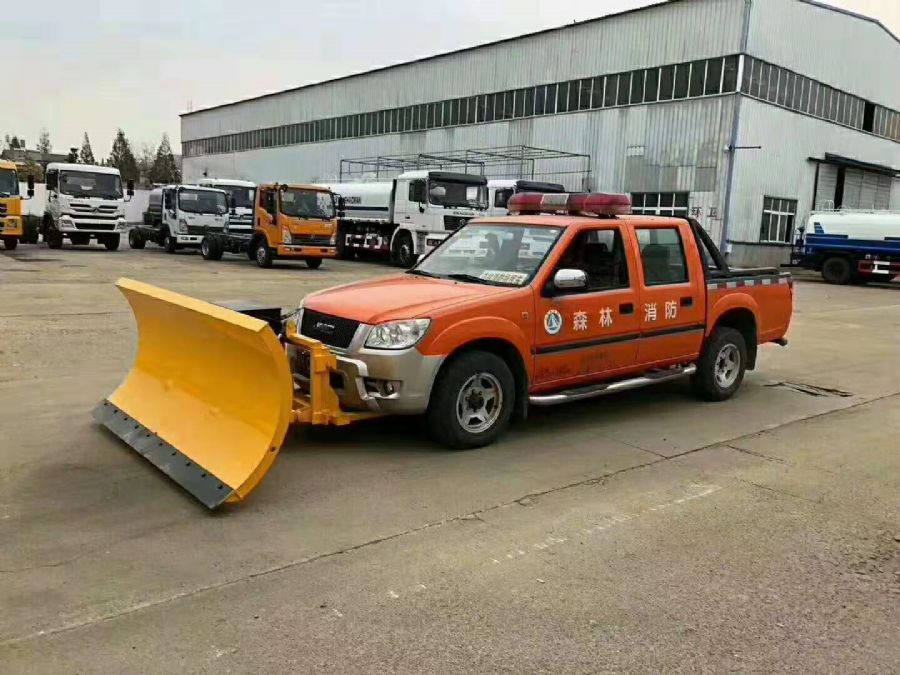 除雪铲刮雪板,新款大型铲冰除雪车