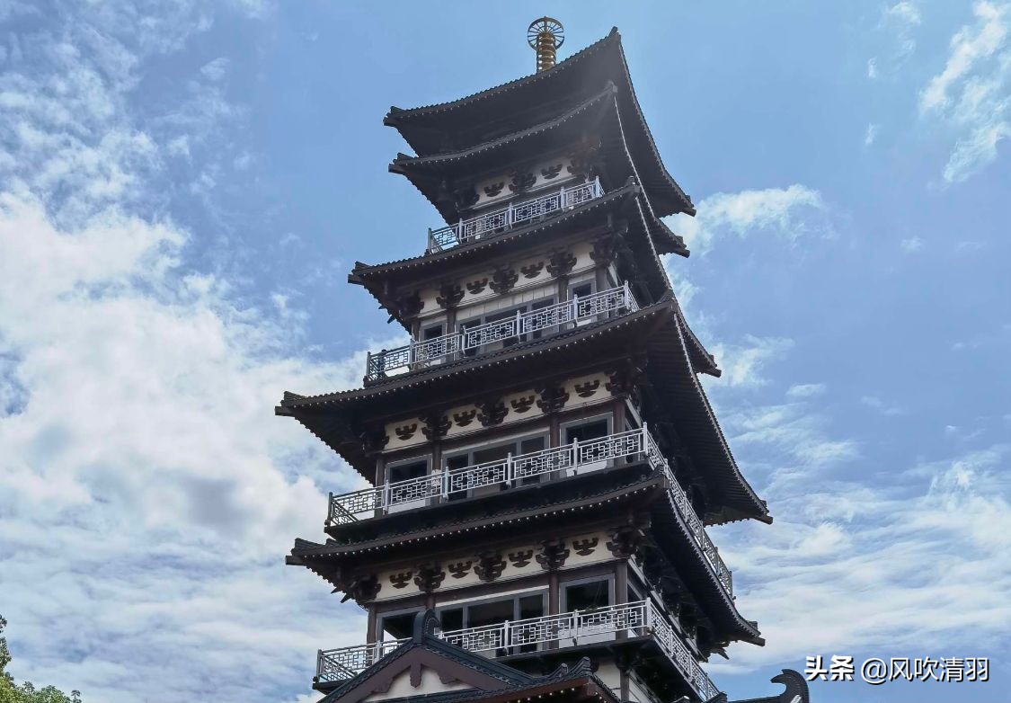 离四川省最近的山风景区,四川旅游第一山