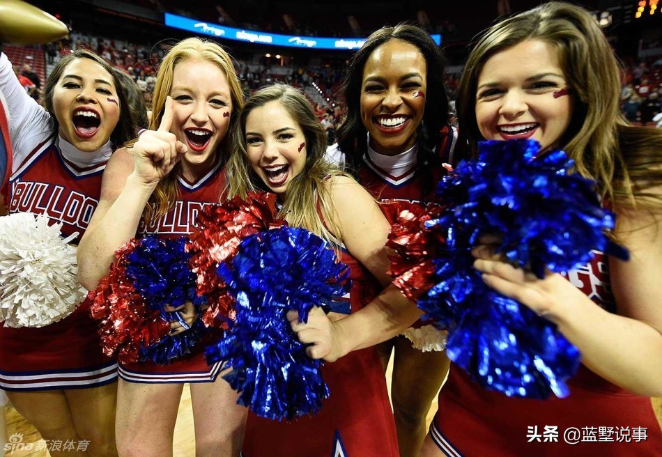 阳光下的花朵舞蹈视频,阳光下的鲜花完整版舞蹈