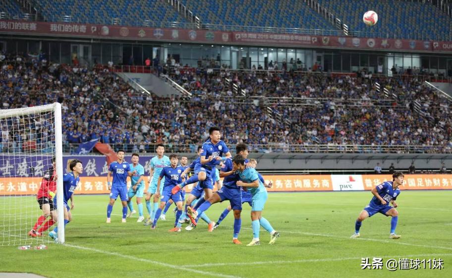 中甲青岛6比1,中甲积分榜青岛西海岸冲超