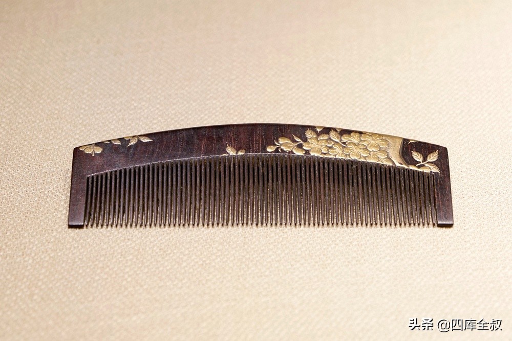 日本江户时代上层社会的冠饰风格,18世纪日本江户盛行配饰