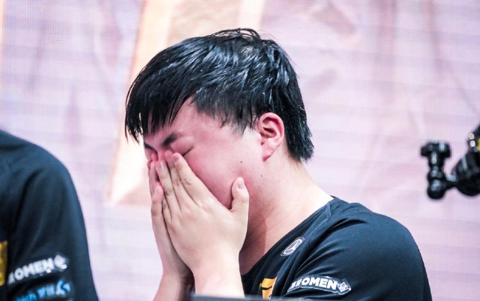 小虎瑞兹一打三,小虎瑞兹2200是哪一场