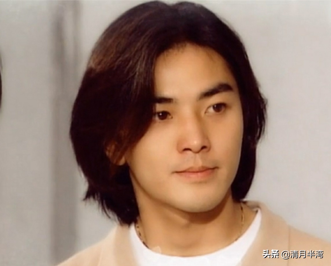 郑伊健天若有情里斯文败类,郑伊健斯文败类戴眼镜暗里着迷