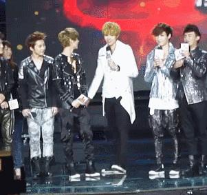 不会晃的折叠桌,不会晃的桌子