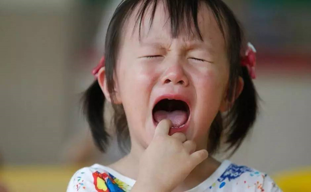 4岁宝宝不肯去幼儿园,宝妈费尽心机都无用,对症下药才是重要