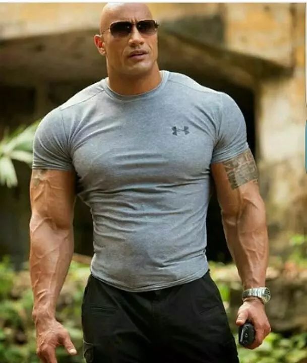 美国巨石强森肌肉图片,巨石强森终结者