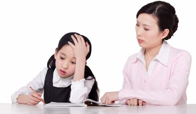 五道杠和不屑弟现状,五道杠队长与不屑弟