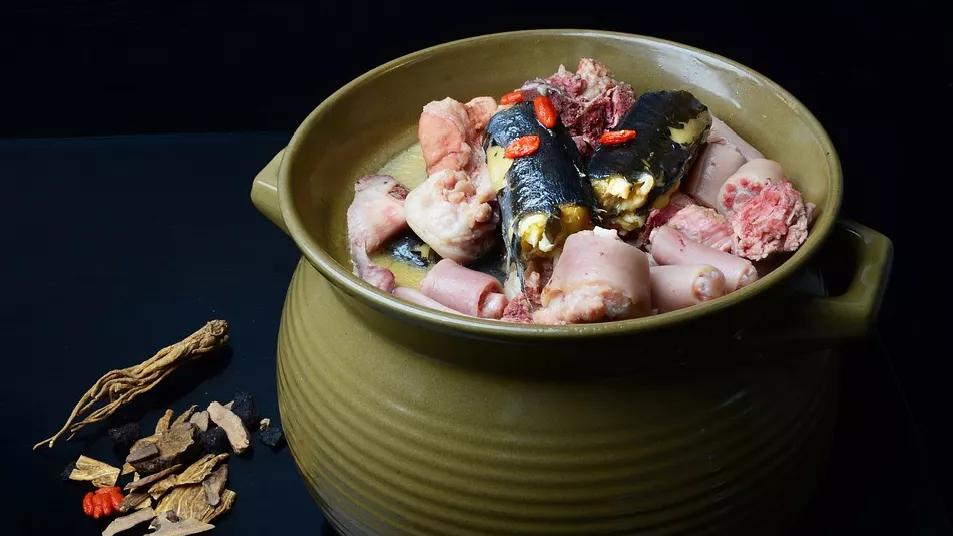 不粘锅有毒还致癌是真的吗,不粘锅都有致癌物质吗