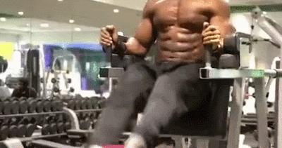 有腹肌的怎么拍照,拍照时怎样让自己有腹肌