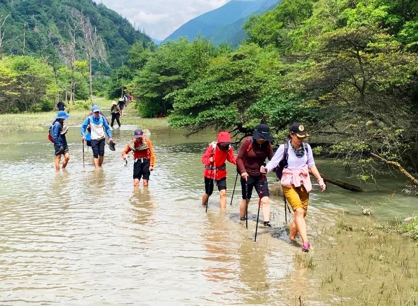 贡嘎山的徒步,贡嘎雪山大环线徒步游记