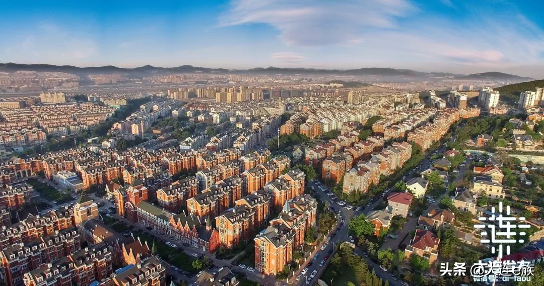 澶ц繛甯傜敇浜曞瓙,鐢樹簳瀛愪腑鍗庤矾