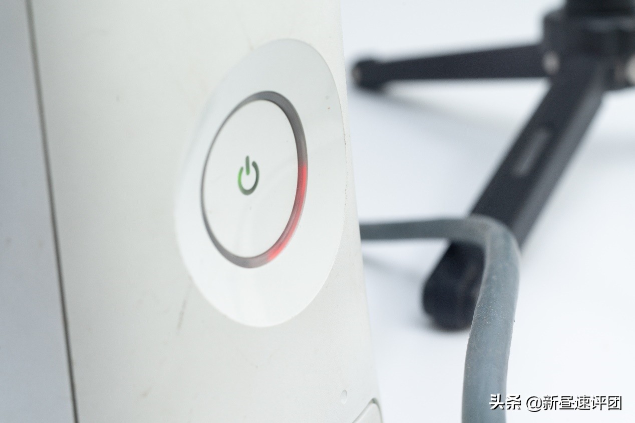 xbox360白色老版怎么拆,xbox360维修视频教程