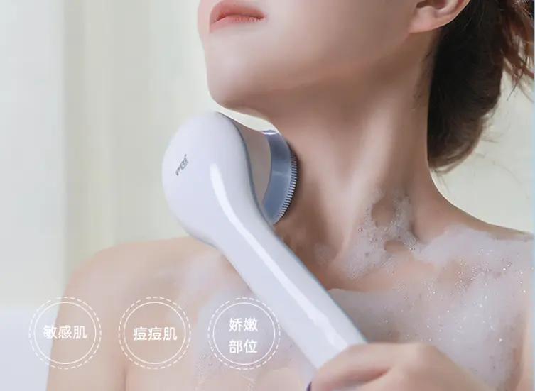 秋冬换个电动澡刷，深入清洁美肤，按摩从头爽到脚